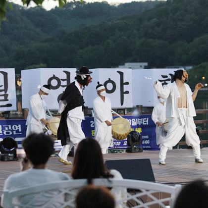 야설(夜說)